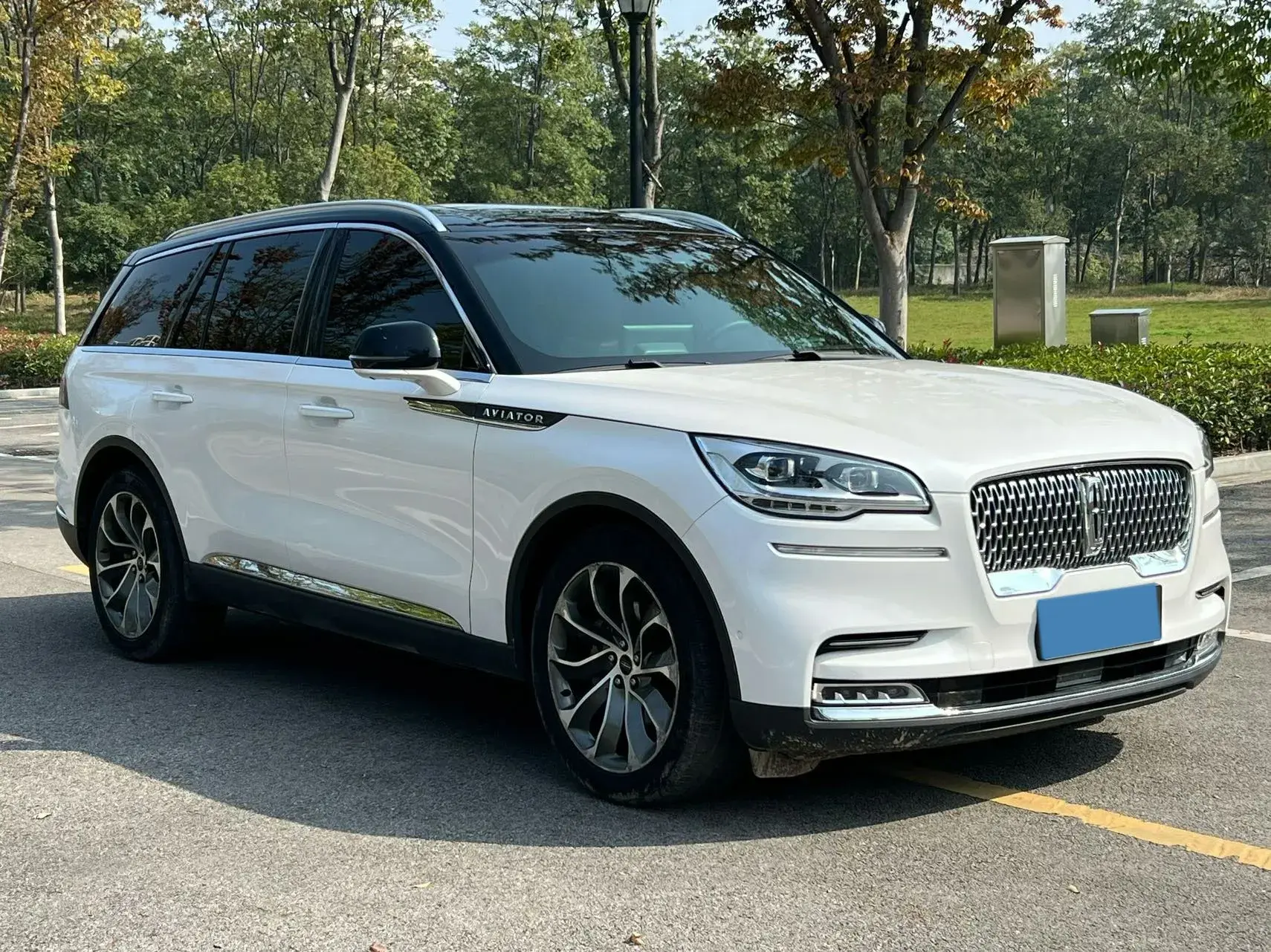 2020 LINCOLN AVIATOR thumbnail 3
