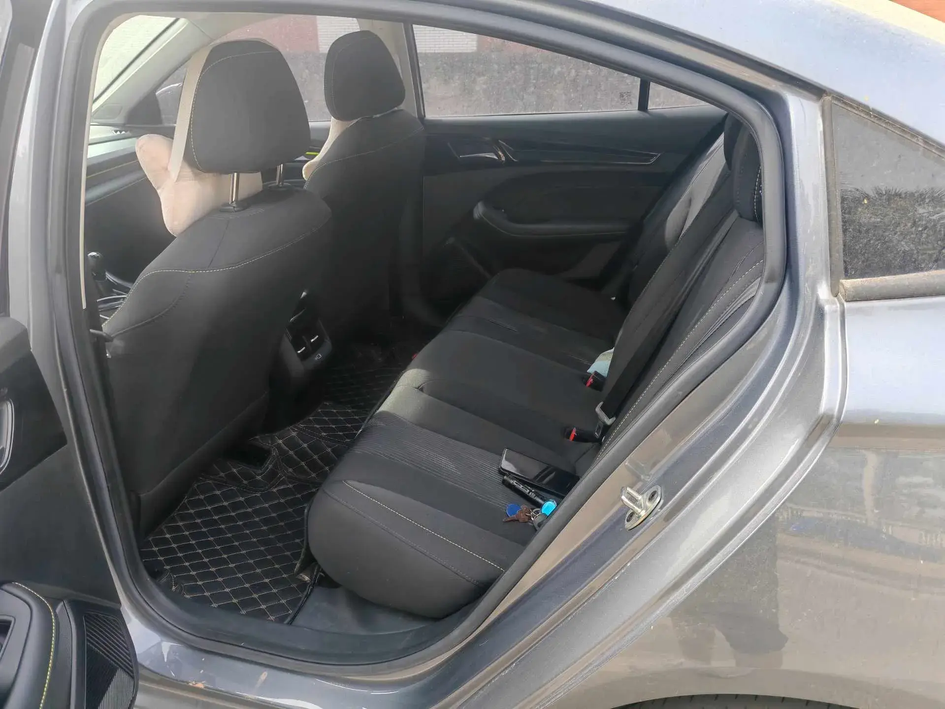 2021 ROEWE I5 thumbnail 3