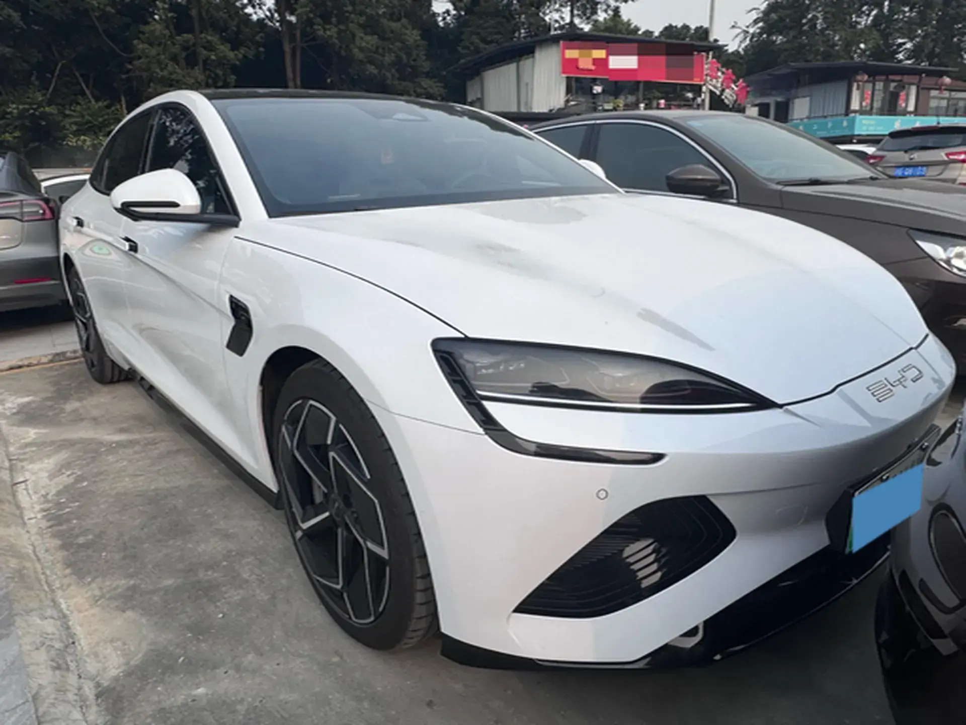 2022 BYD SEAL thumbnail 2