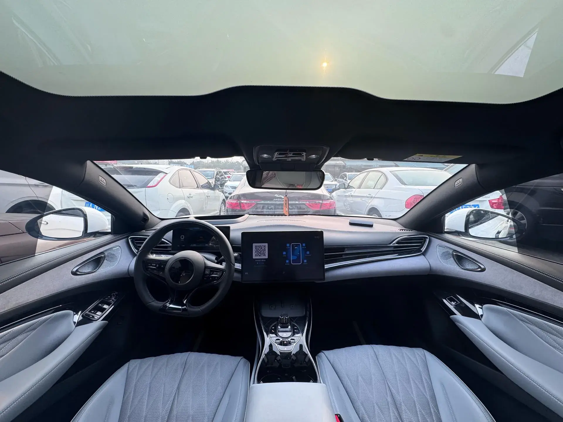 2022 BYD SEAL thumbnail 4