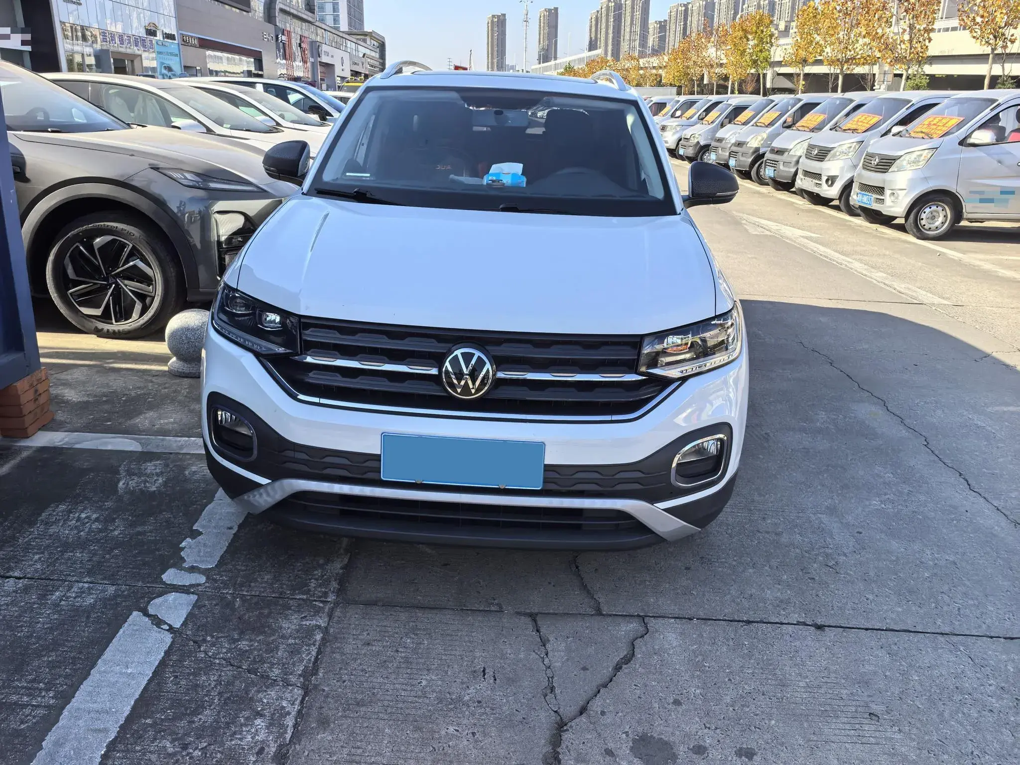 2020 VOLKSWAGEN TACQUA thumbnail 2