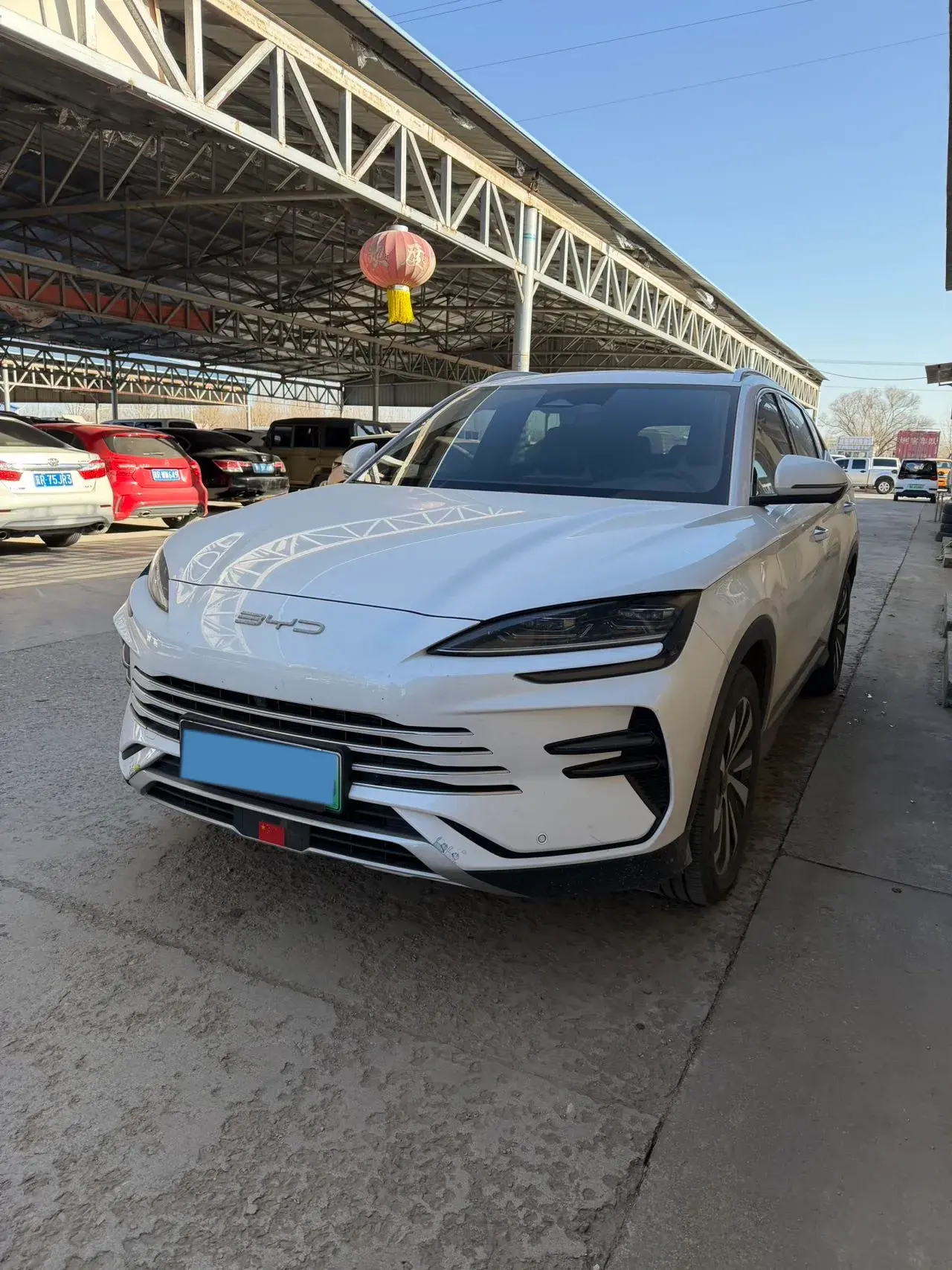 2024 BYD SONG view 1