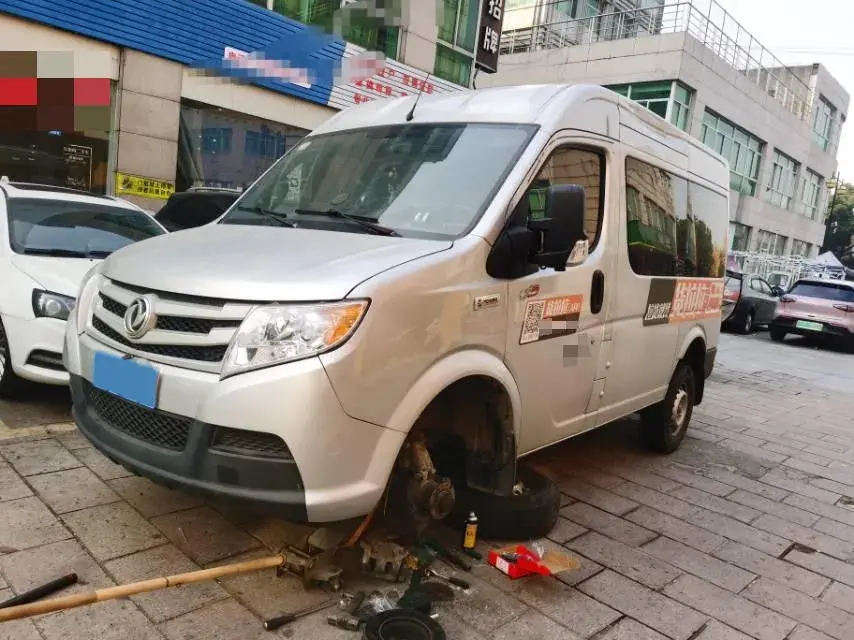 2021 DongFeng DFAC YuFeng 2.5T 136HP L4 6MT