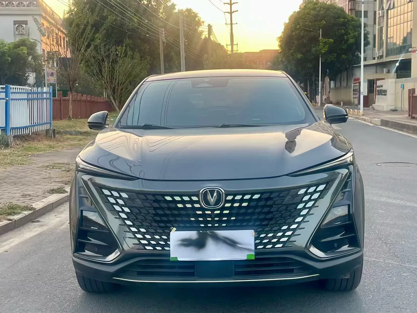 2022 CHANGAN UNI-T thumbnail 2