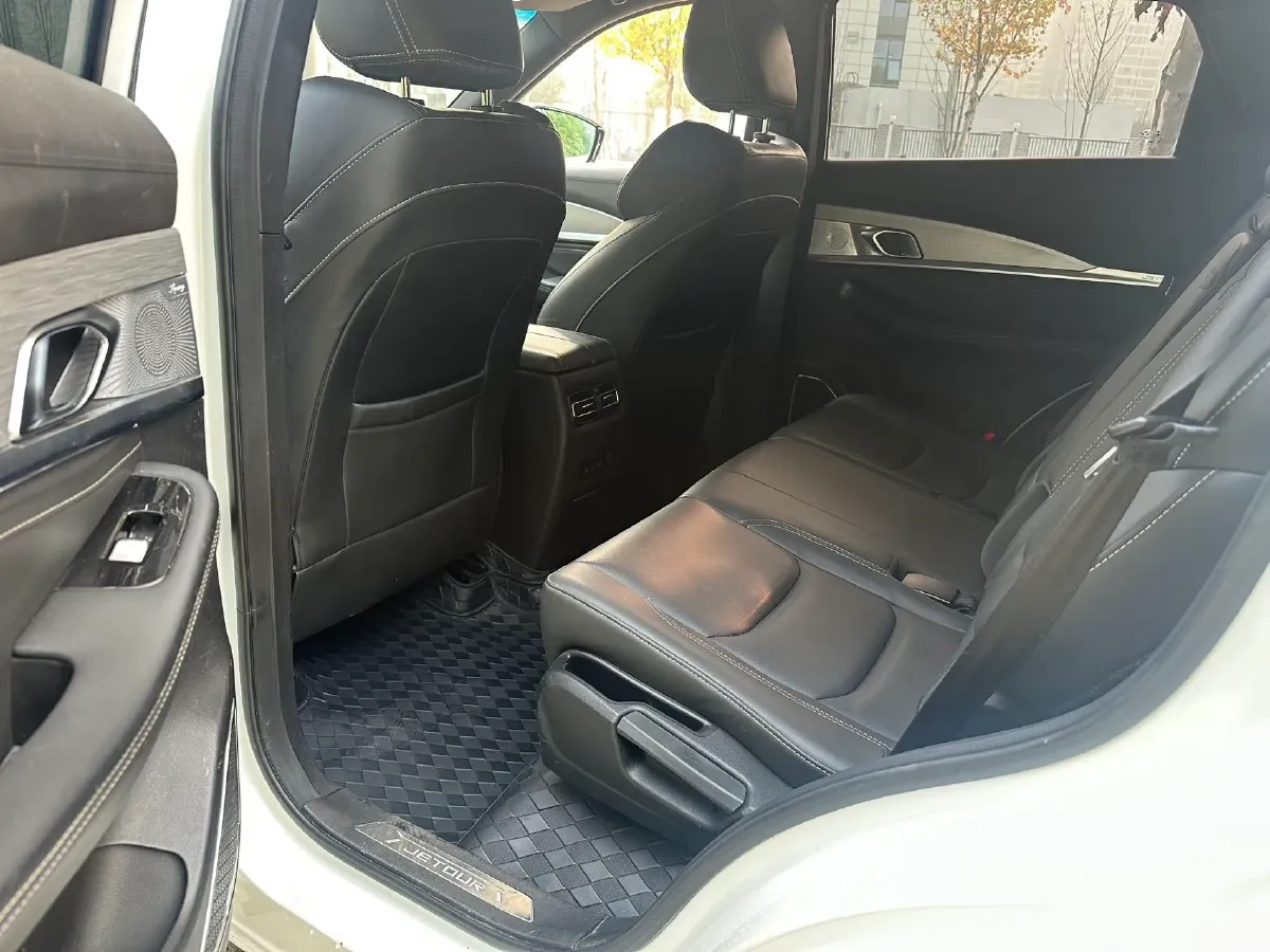 2020 Jetour X70 Coupe 1.6T 197HP L4 7DCT,autocango,china used car exporter,china ev exporter,chinese used car exporter,chinese used ev exporter