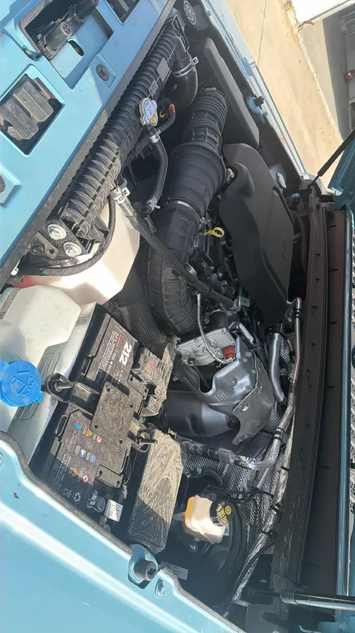 2025 212 212 T01 2.0T 252HP L4 8AT,autocango,china used car exporter,china ev exporter,chinese used car exporter,chinese used ev exporter