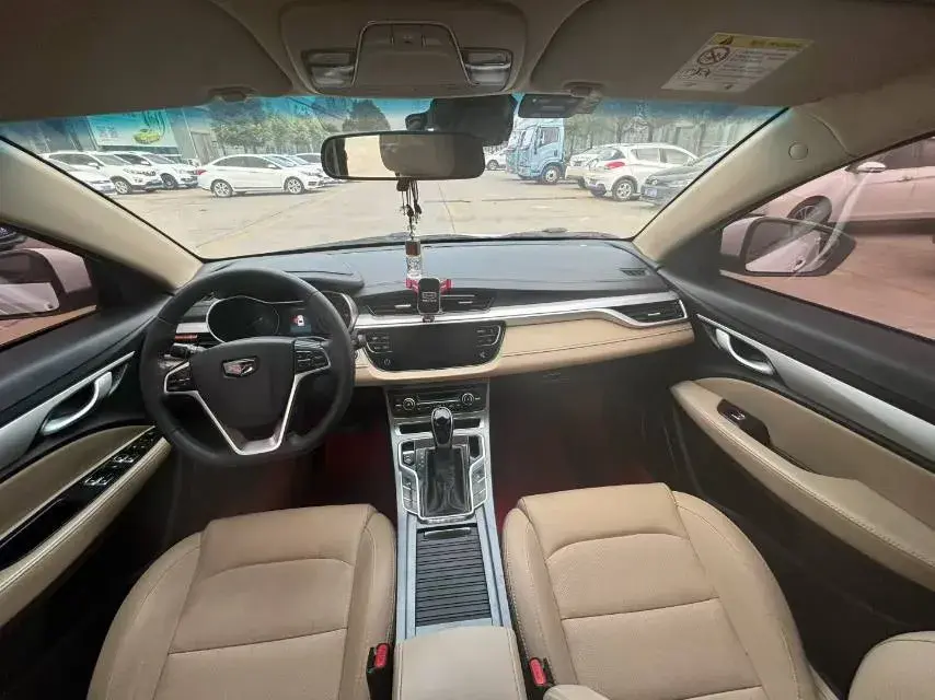 2018 GEELY EMGRAND thumbnail 4