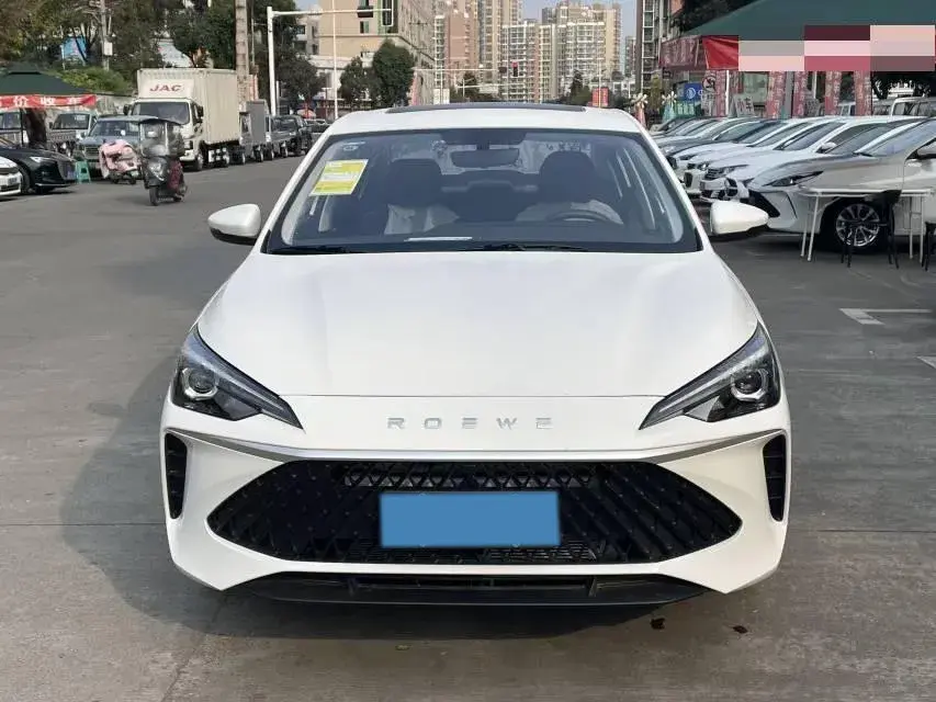 2024 ROEWE I5 thumbnail 2