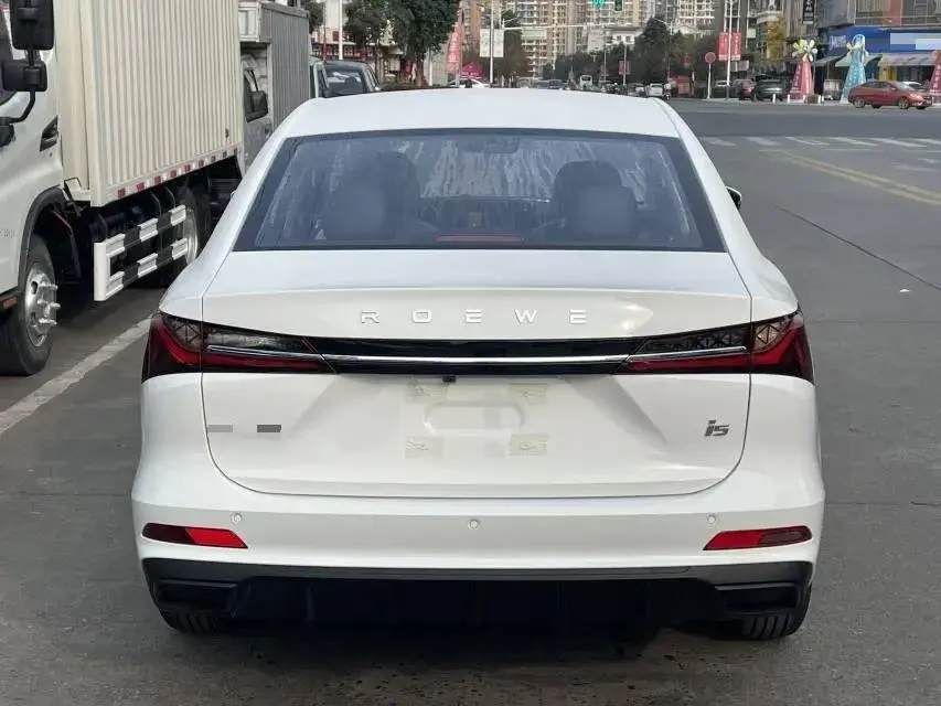 2024 ROEWE I5 thumbnail 4