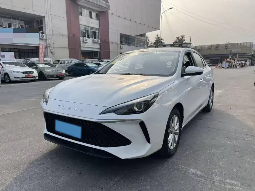 2024 ROEWE I5 view 1