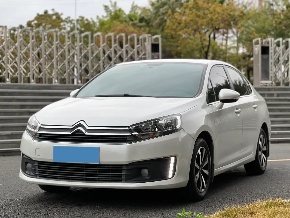 2018 Citroen C4 C-Quatre 1.2T 136HP L3 6AT