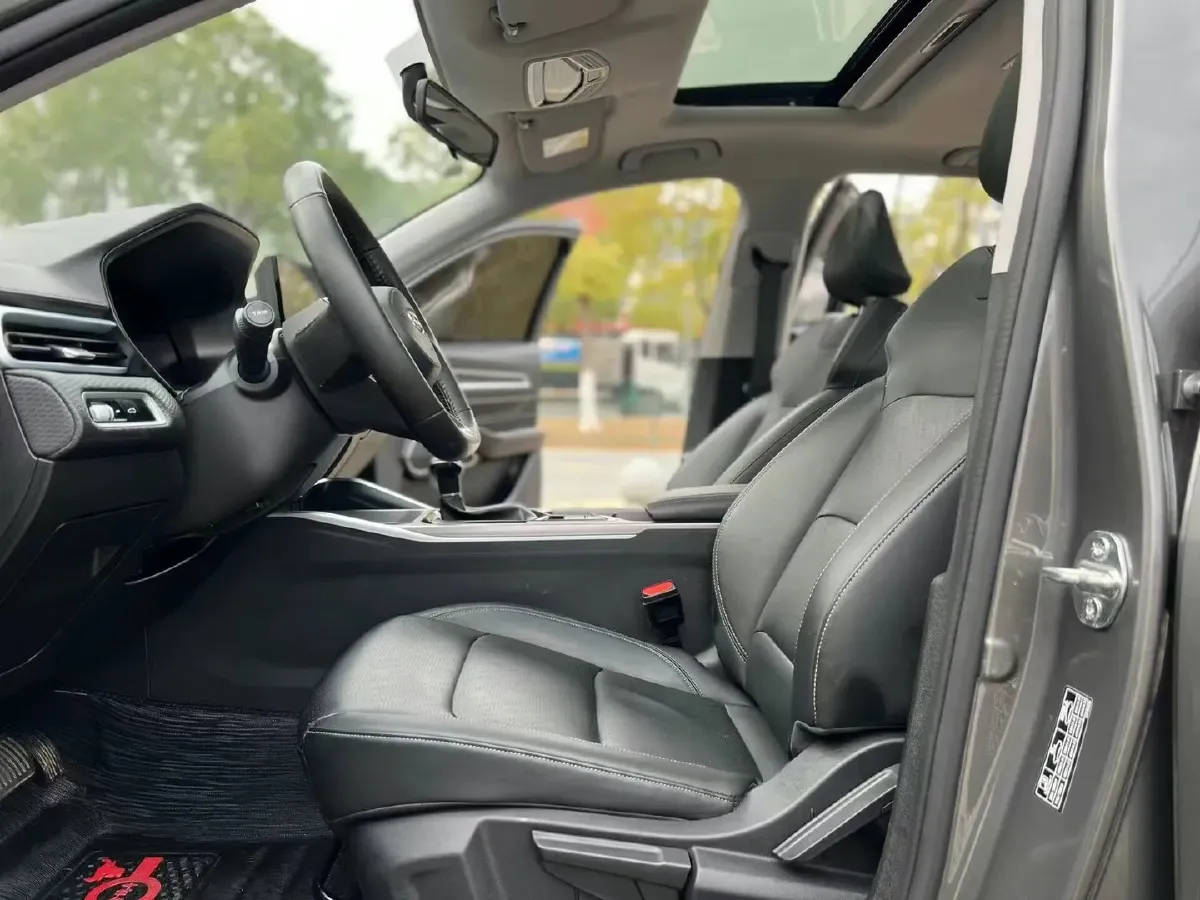 2022 Geely Emgrand L 1.4T 141HP L4 CVT,autocango,china used car exporter,china ev exporter,chinese used car exporter,chinese used ev exporter