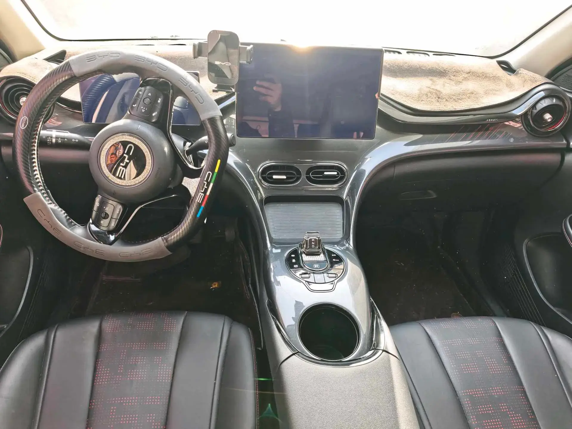 2024 BYD E2 thumbnail 2