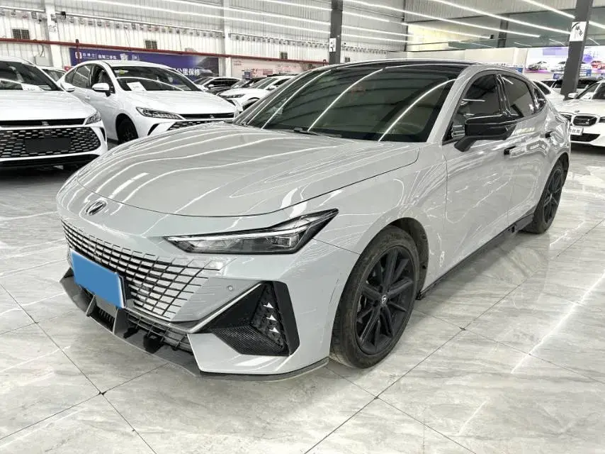 2022 ChangAn UNI-V 1.5T 188HP L4 7DCT