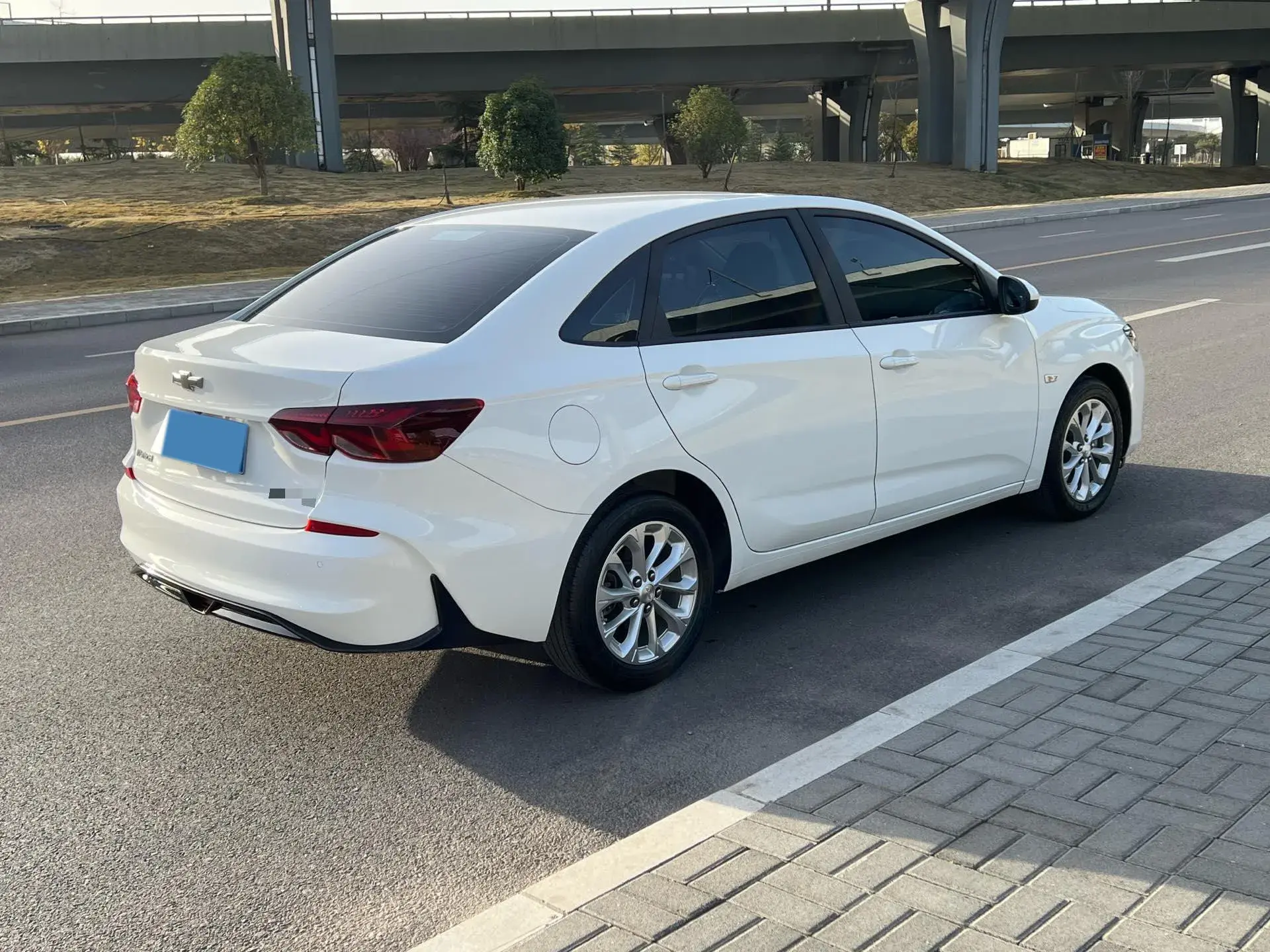 2023 CHEVROLET MONZA thumbnail 4