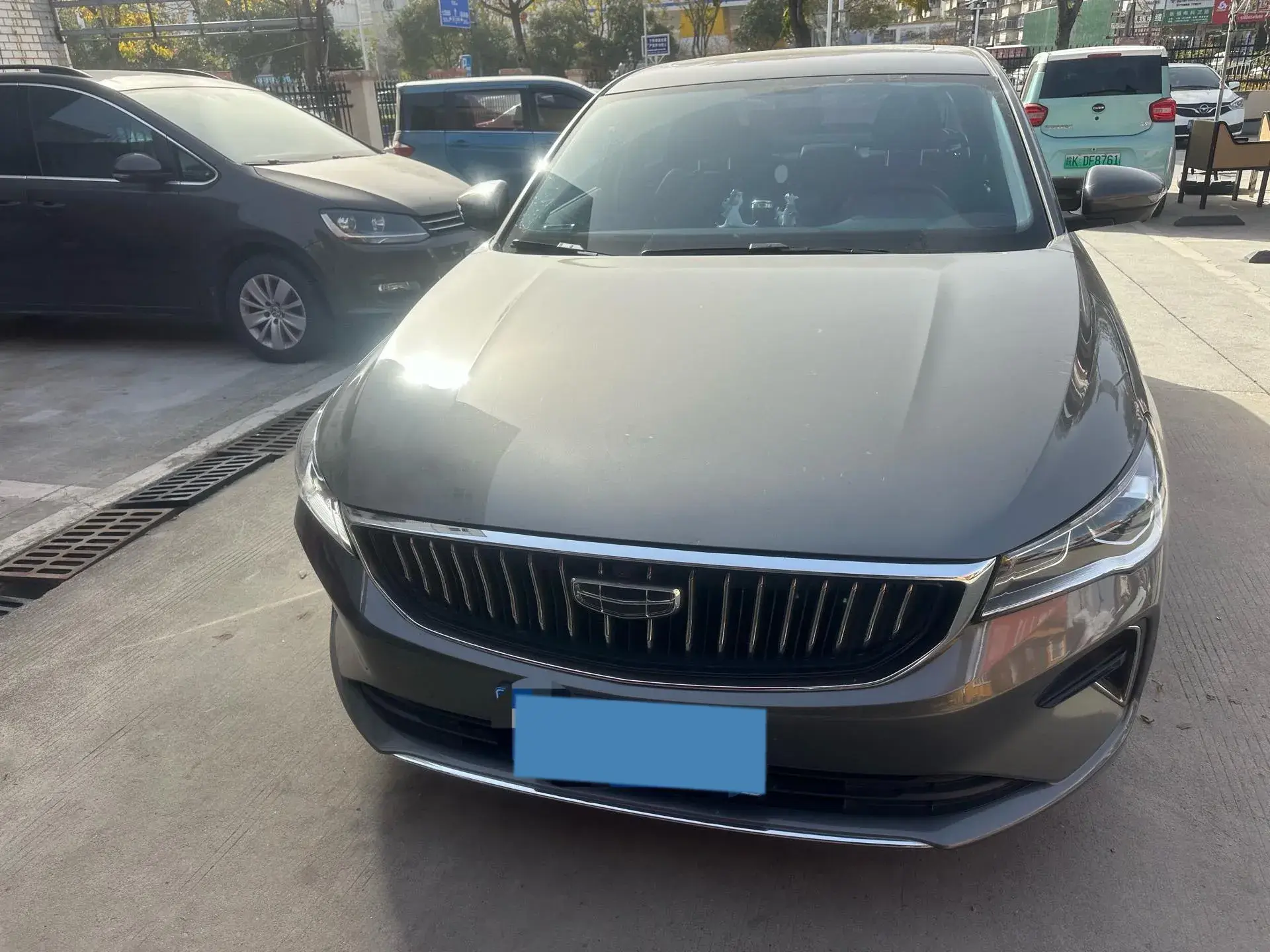 2022 GEELY EMGRAND thumbnail 3