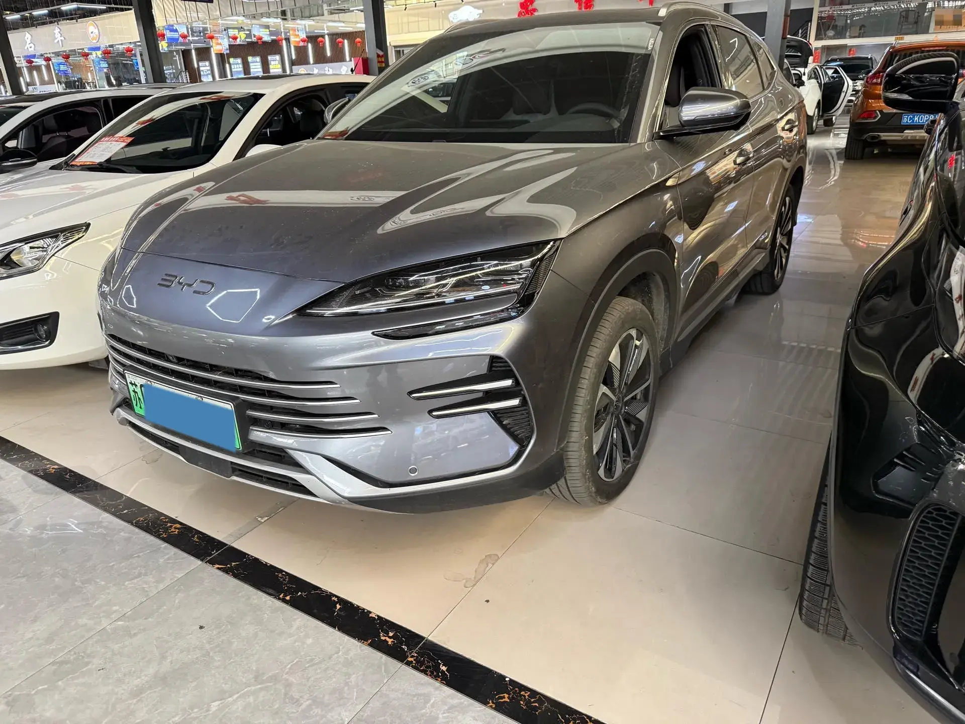 2024 BYD SONG view 1