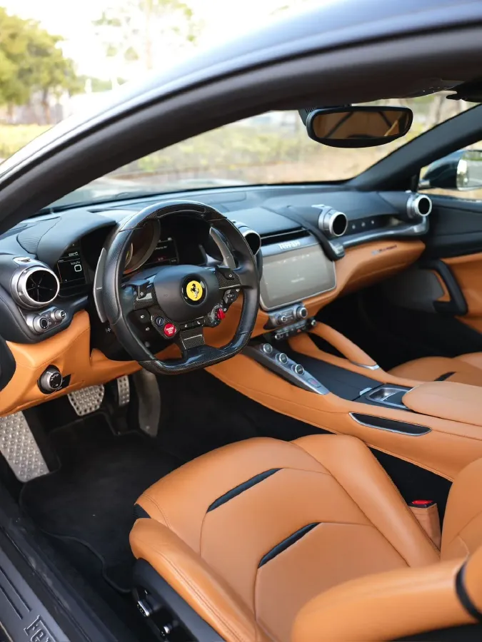 2017 Ferrari GTC4 Lusso 3.9T 609HP V8 7DCT,autocango,china used car exporter,china ev exporter,chinese used car exporter,chinese used ev exporter