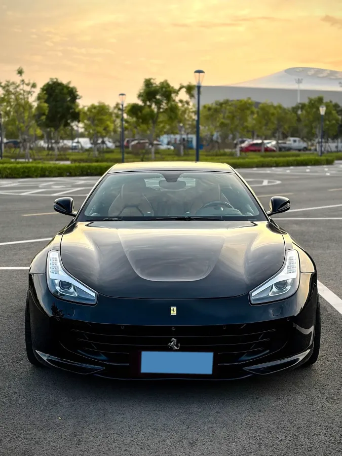 2017 Ferrari GTC4 Lusso 3.9T 609HP V8 7DCT,autocango,china used car exporter,china ev exporter,chinese used car exporter,chinese used ev exporter
