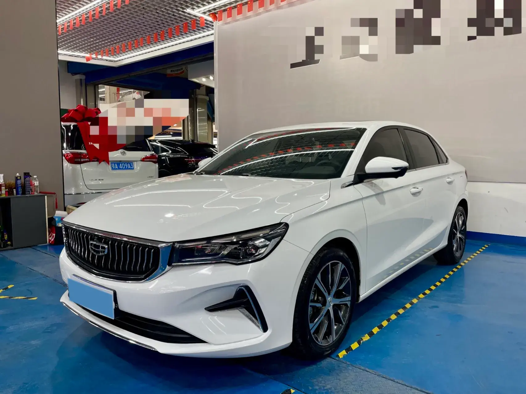 2023 GEELY EMGRAND view 1