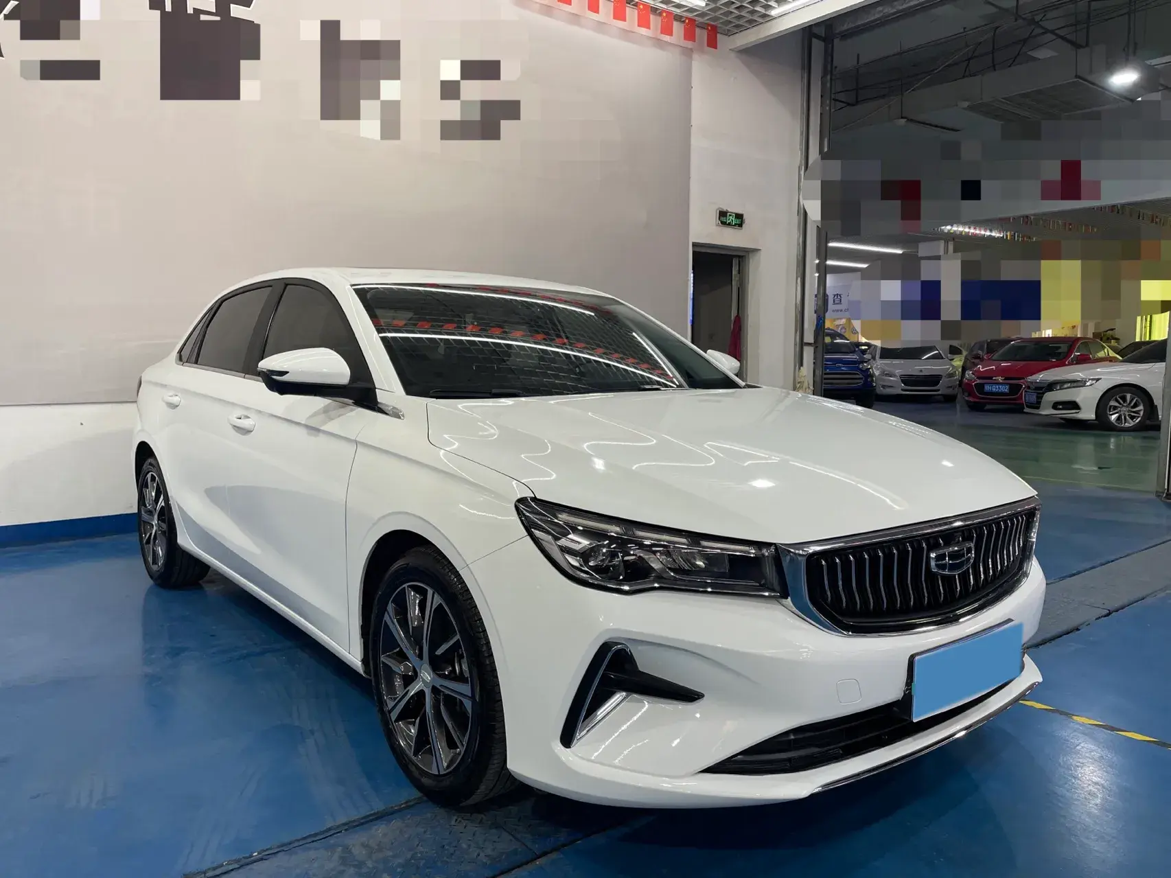 2023 GEELY EMGRAND thumbnail 2