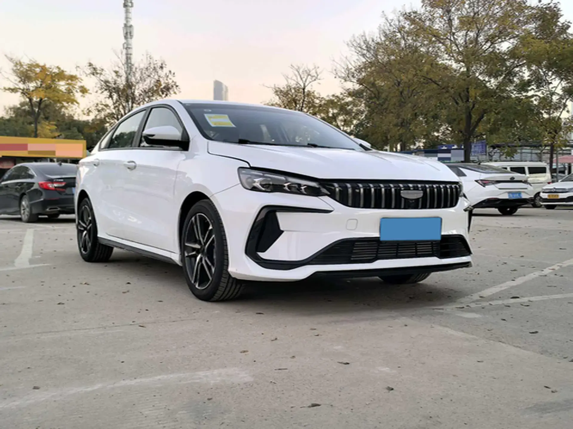 2024 GEELY BINRAY thumbnail 3