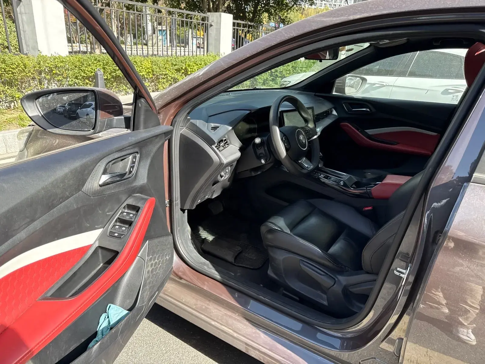 2021 MG 5 thumbnail 2