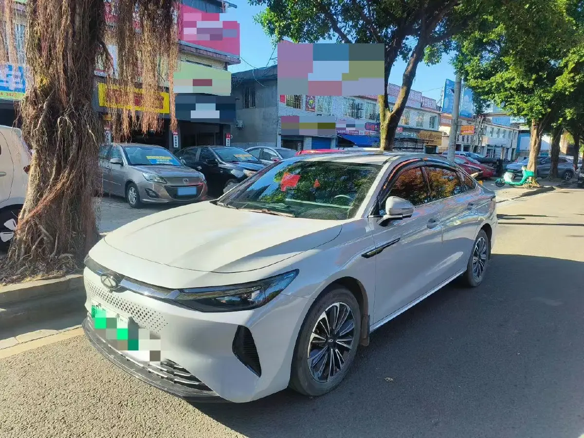 2024 Fulwin FulwinA8 1.5T 156HP L4 1DHT PHEV 18.3KWH