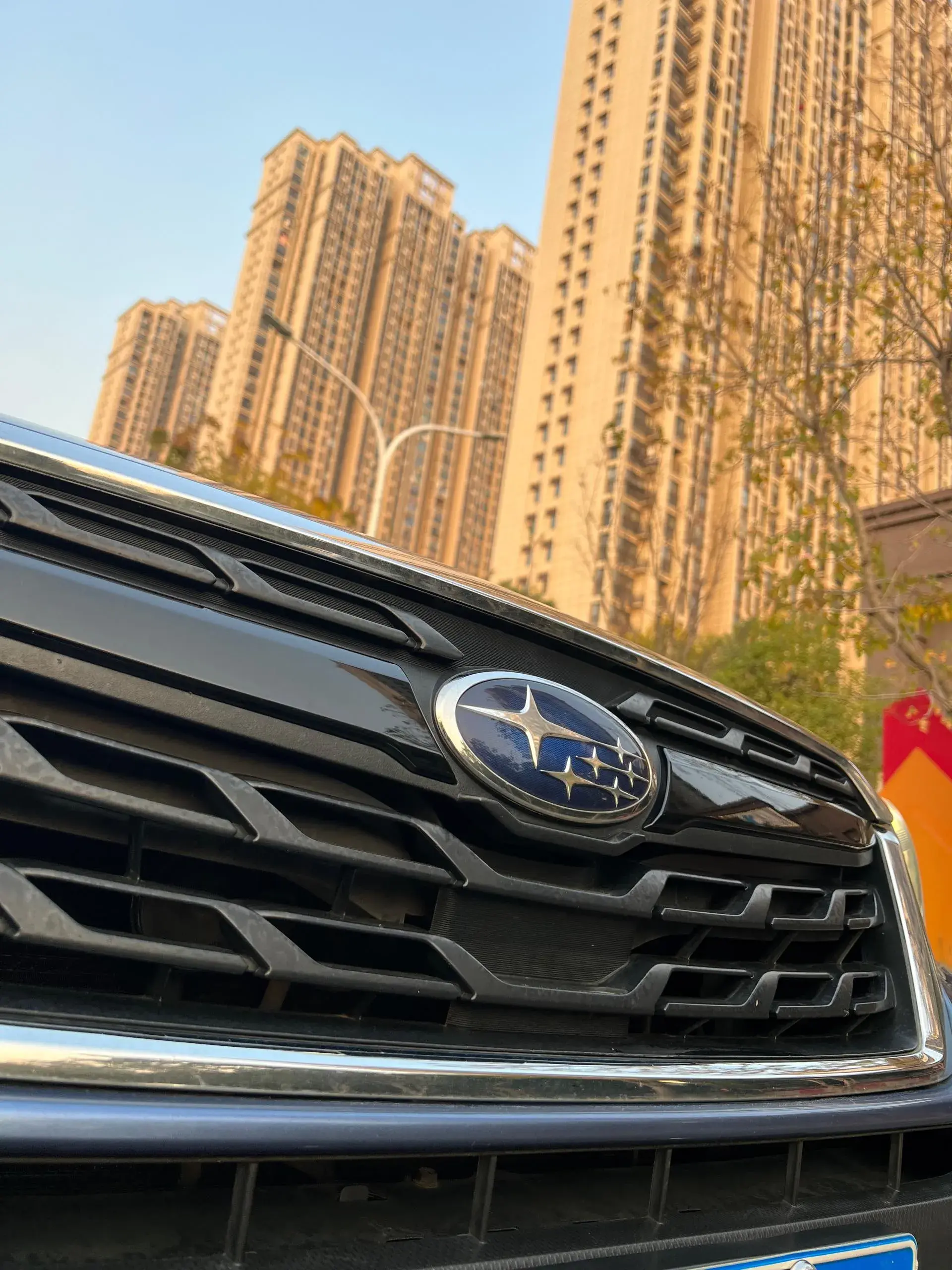 2018 SUBARU FORESTER thumbnail 3