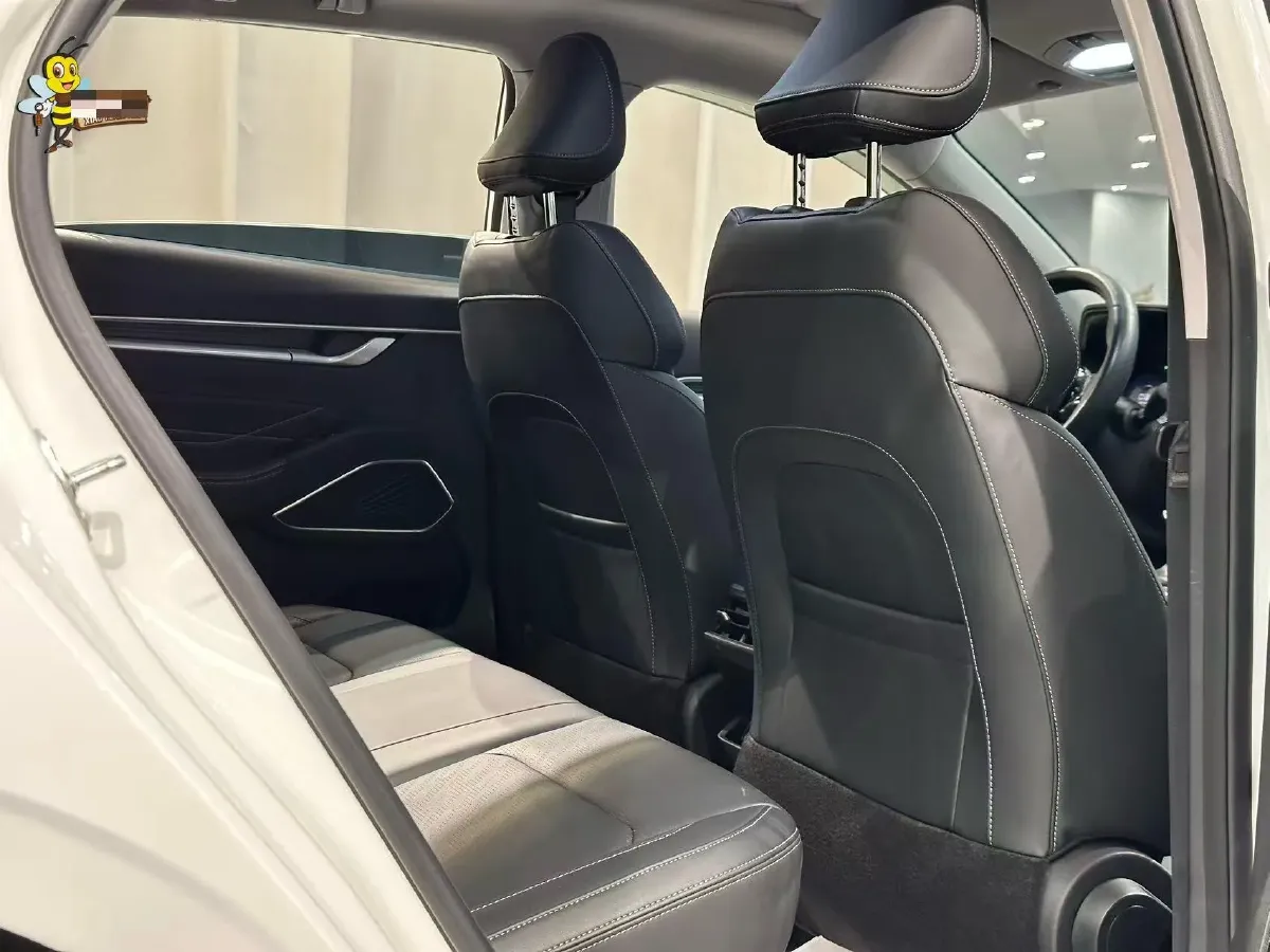 2022 Geely Emgrand L 1.4T 141HP L4 CVT,autocango,china used car exporter,china ev exporter,chinese used car exporter,chinese used ev exporter