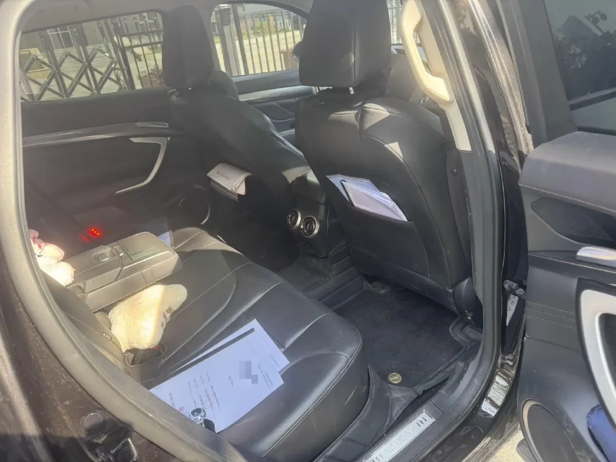 2017 Zotye T700 2.0T 190HP L4 8AT,autocango,china used car exporter,china ev exporter,chinese used car exporter,chinese used ev exporter