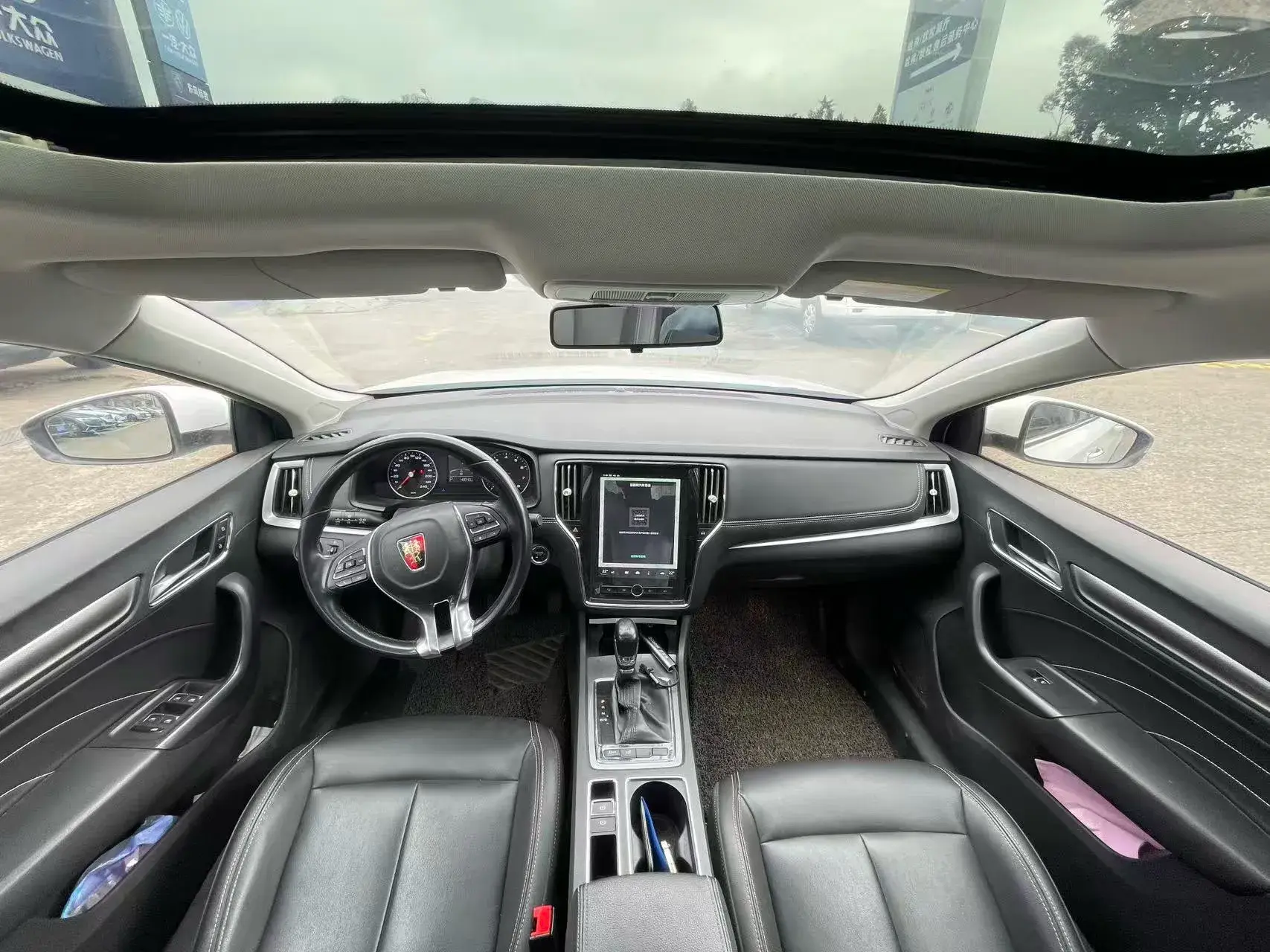 2018 ROEWE I6 thumbnail 4