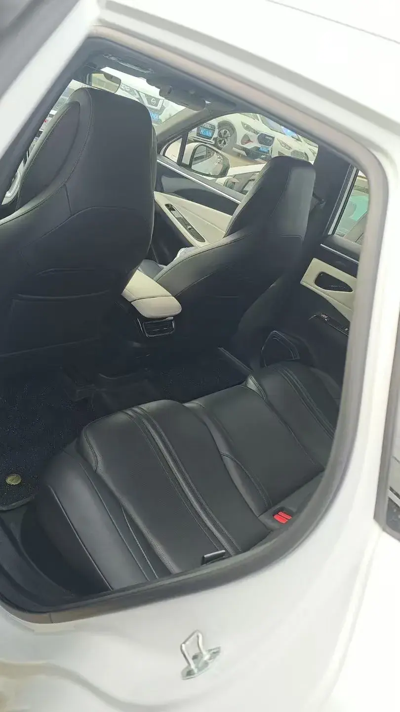 2024 GEELY GALAXY thumbnail 3