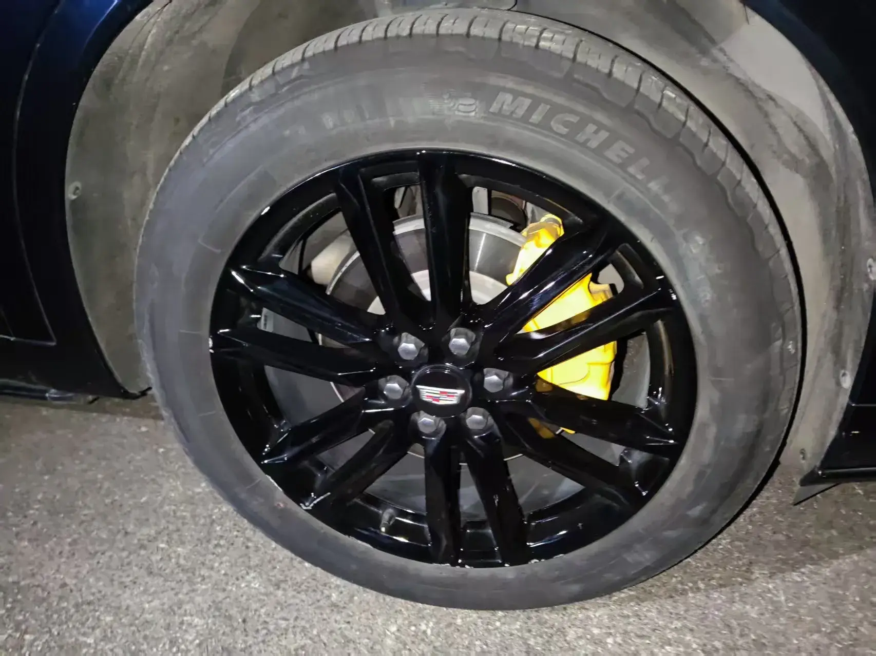 2021 CADILLAC XT6 thumbnail 4