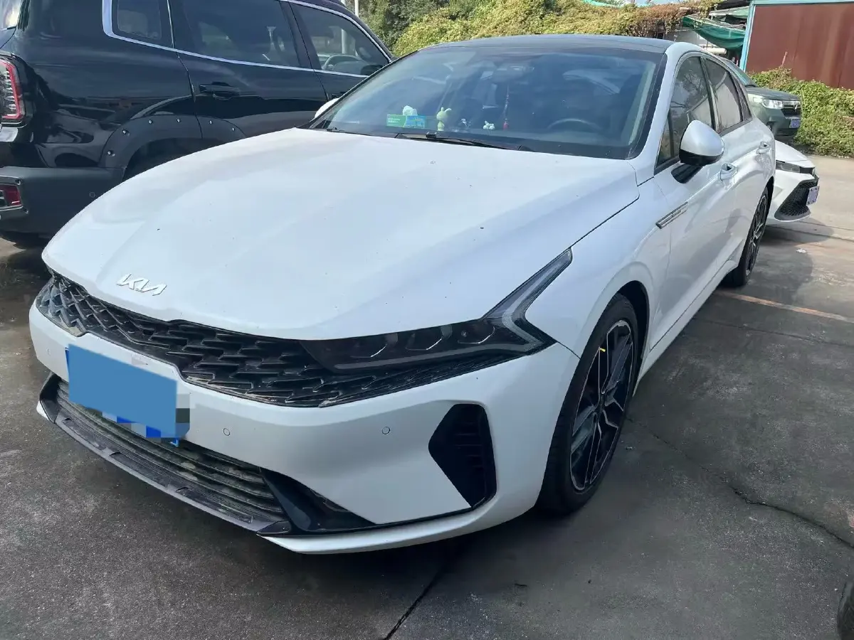 2021 Kia K5 2.0T 240HP L4 8AT