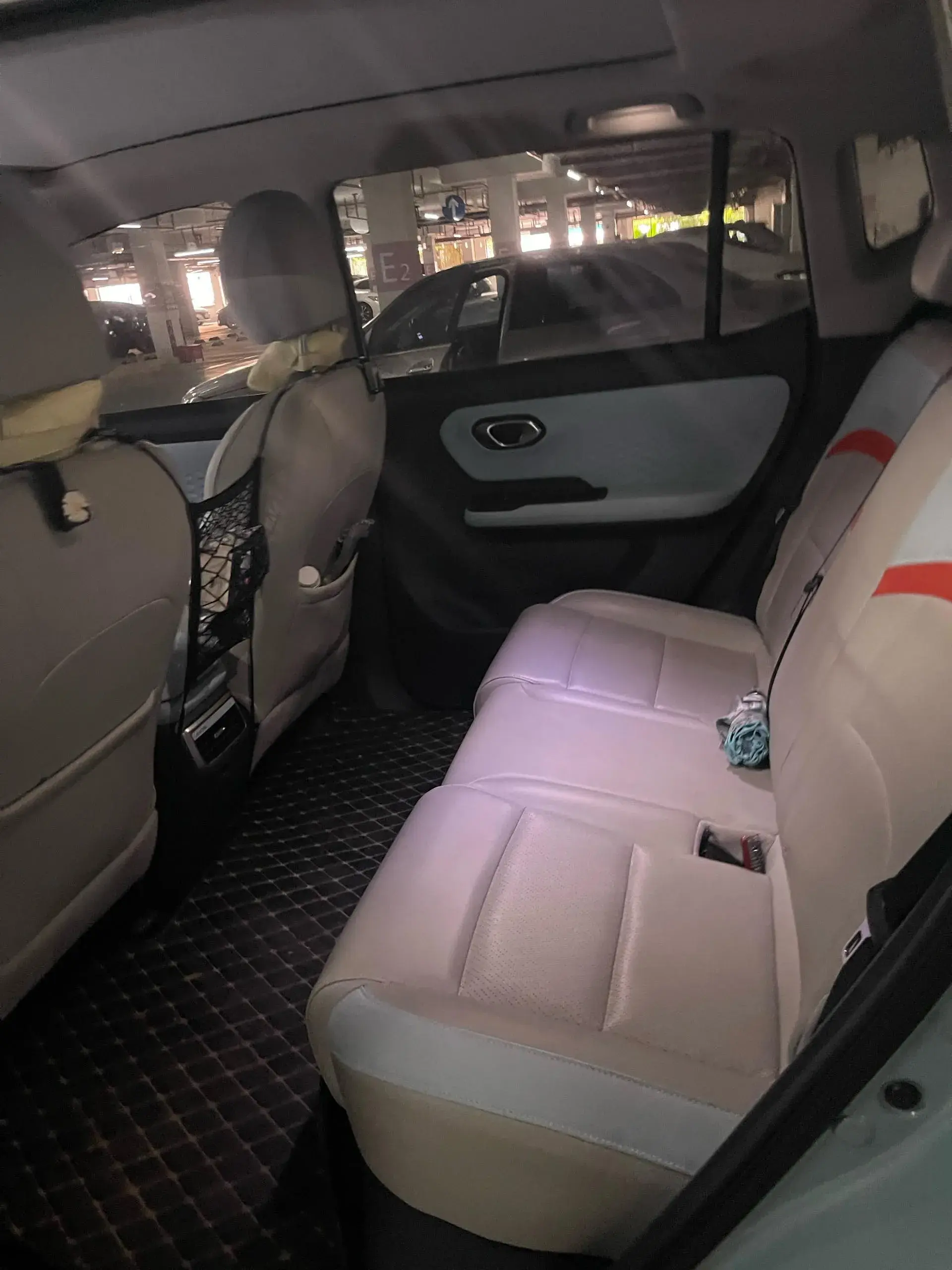 2021 AION Y thumbnail 4