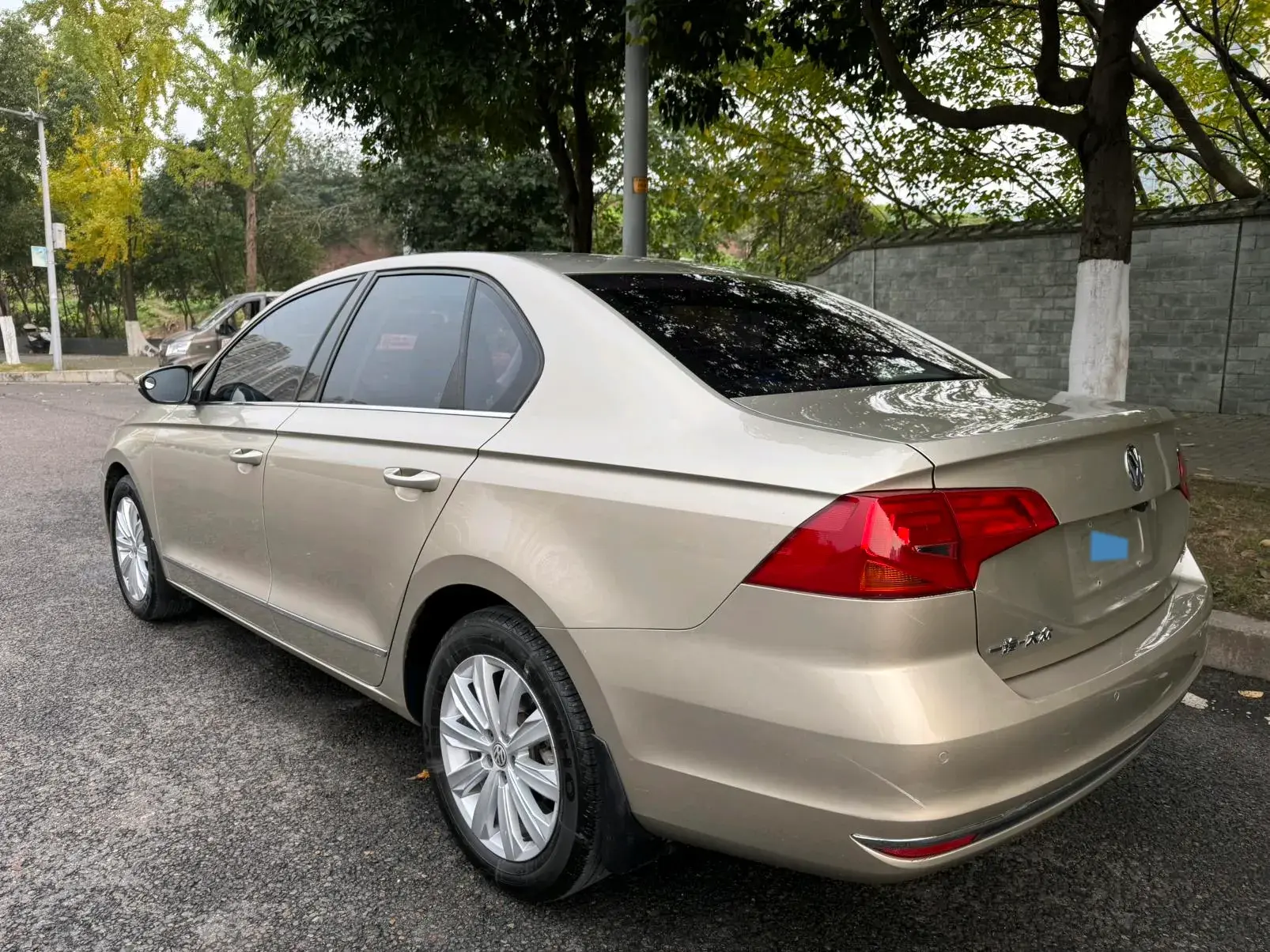 2018 VOLKSWAGEN BORA thumbnail 4