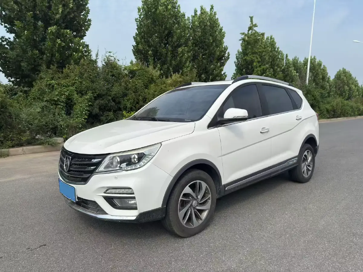 2017 BaoJun 560 1.5T 150HP L4 6DCT