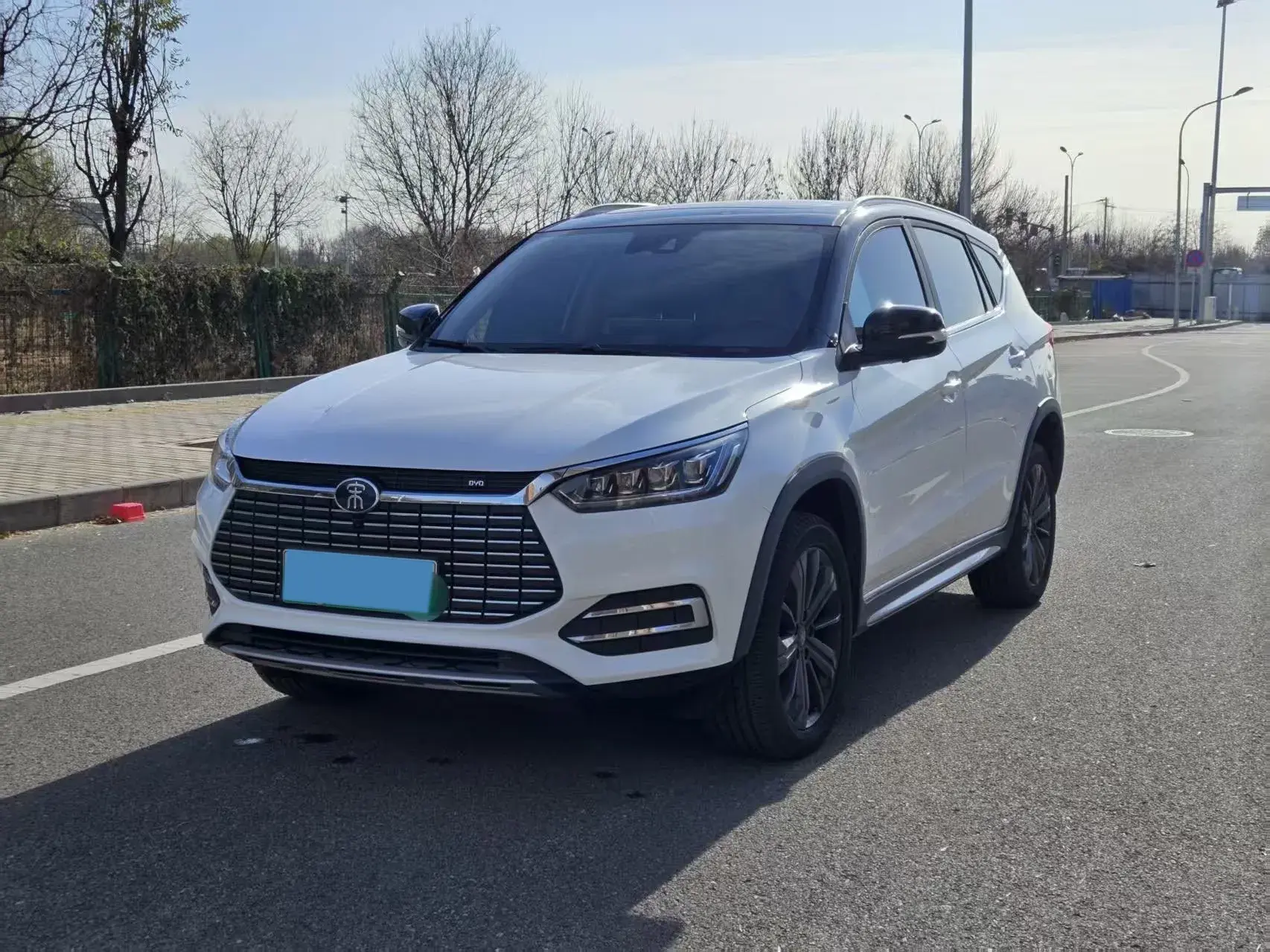 2019 BYD SONG view 1