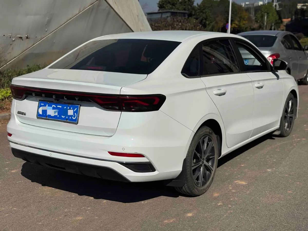 2022 Geely Emgrand L 1.4T 141HP L4 CVT,autocango,china used car exporter,china ev exporter,chinese used car exporter,chinese used ev exporter