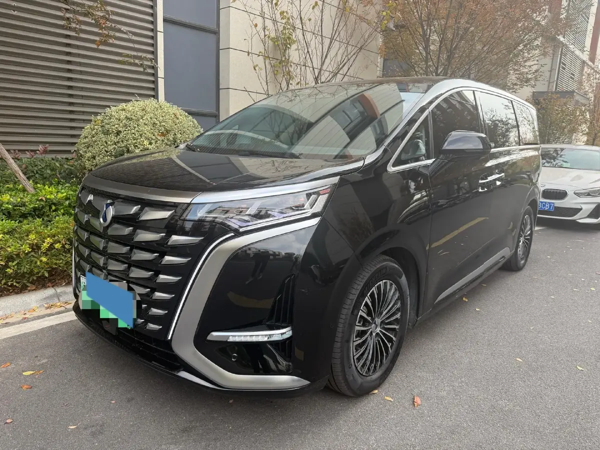 2022 Denza D9 1.5T 139HP L4 E-CVT PHEV 40.06KWH