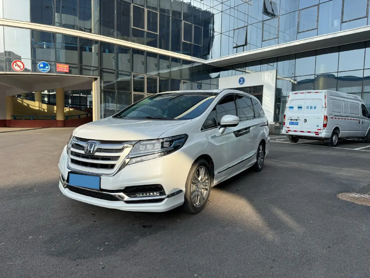 2019 Honda Elysioin 2.0L 146HP L4 E-CVT Hybrid