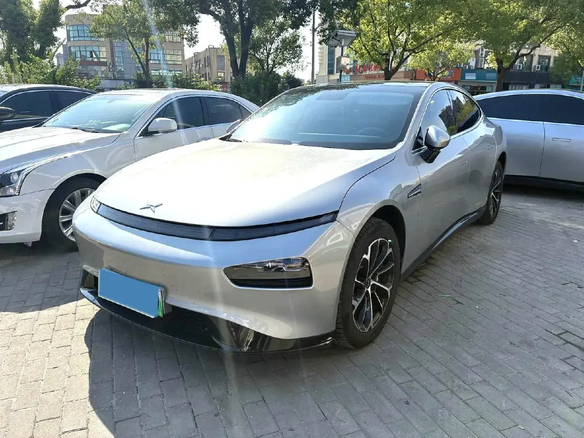 2022 Xpeng P7 BEV 70.8KWH