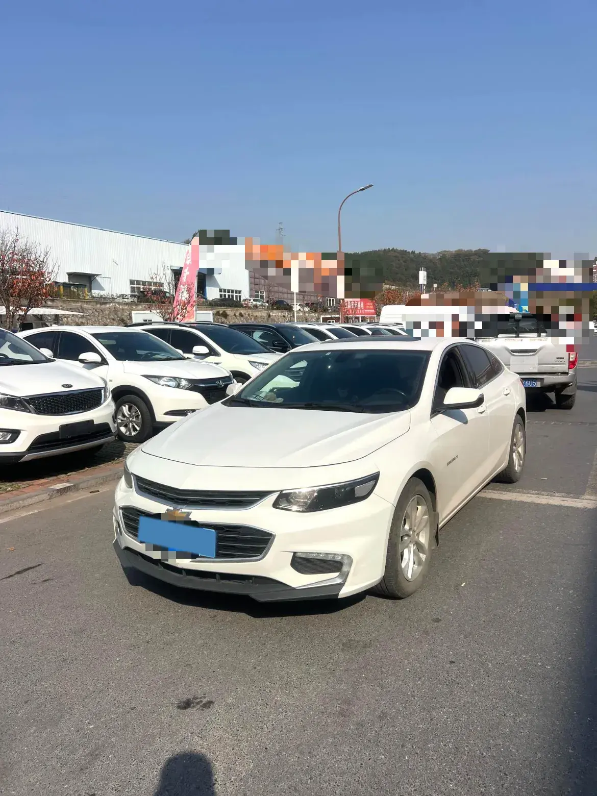 2018 CHEVROLET MALIBU view 1