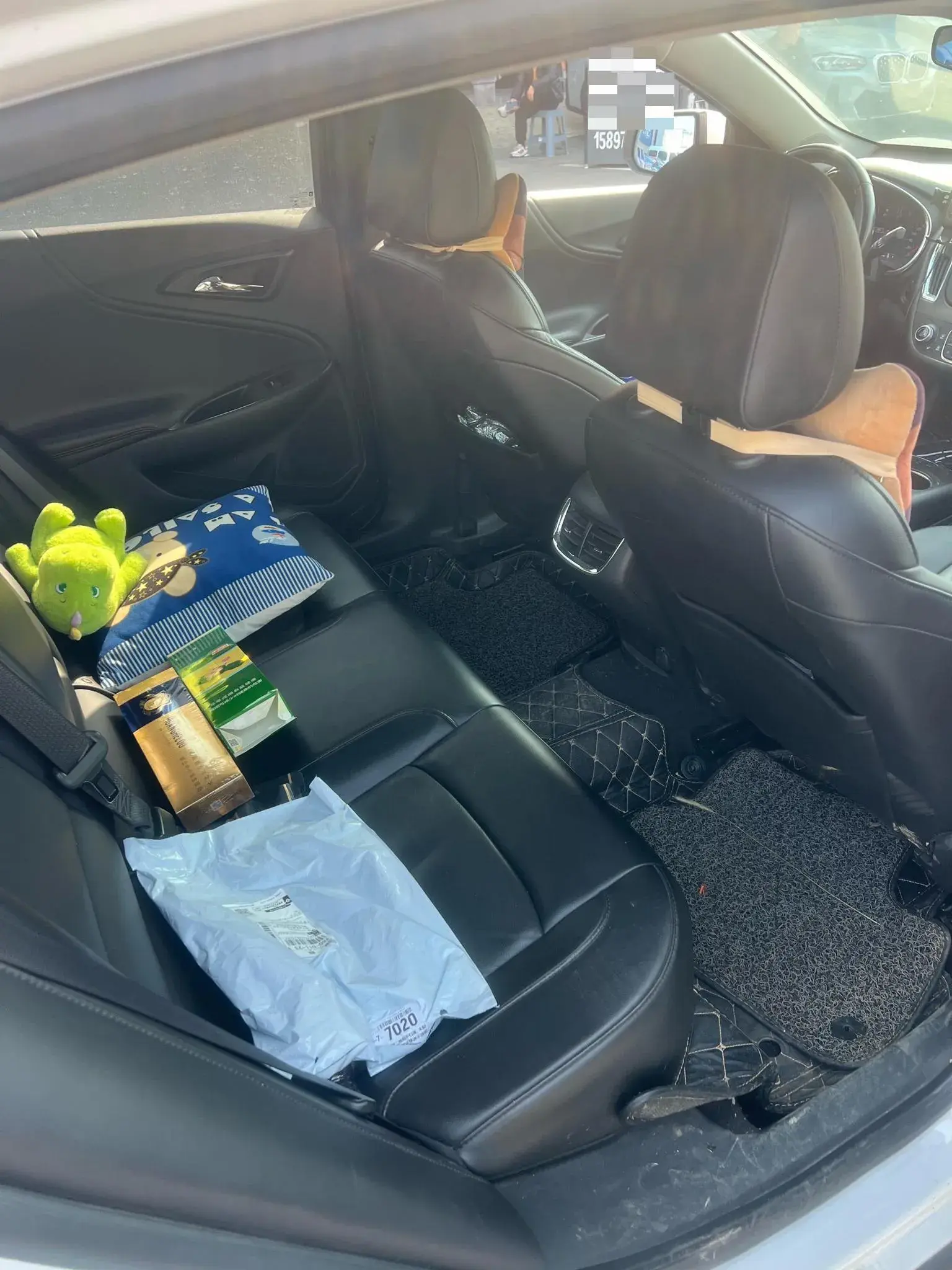 2018 CHEVROLET MALIBU thumbnail 4