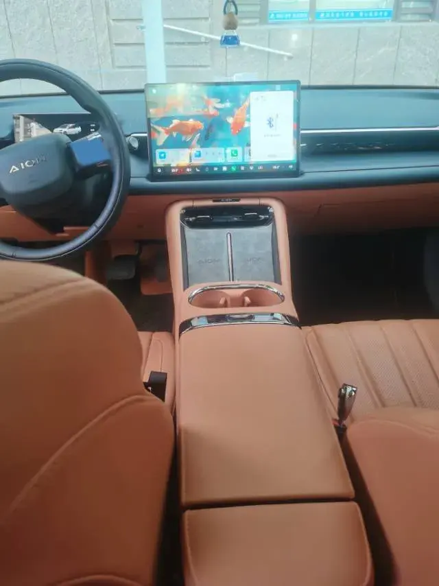 2025 AION AION thumbnail 3