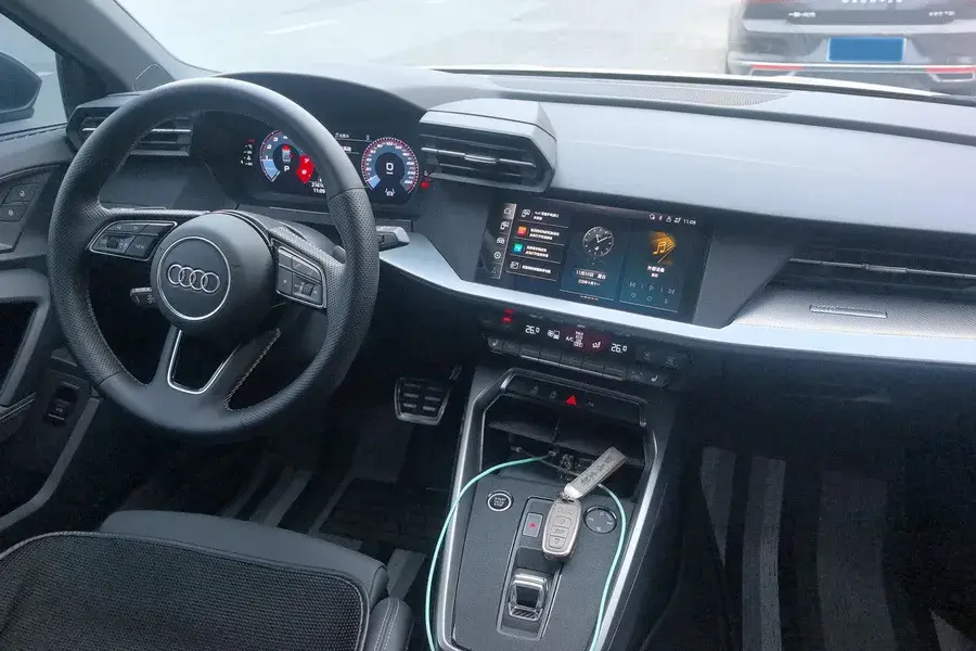 2024 AUDI A3 thumbnail 3