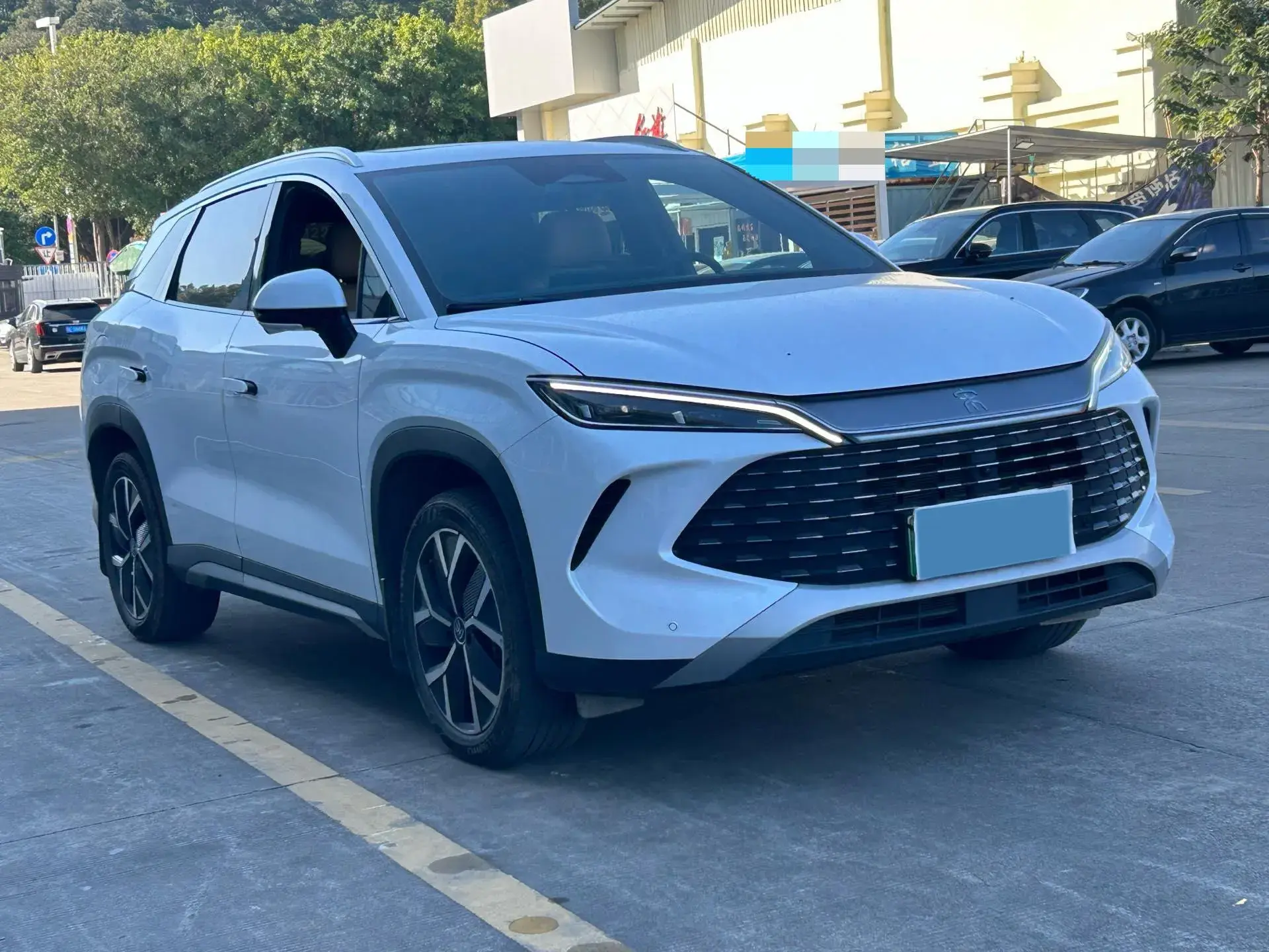 2024 BYD SONGL thumbnail 3