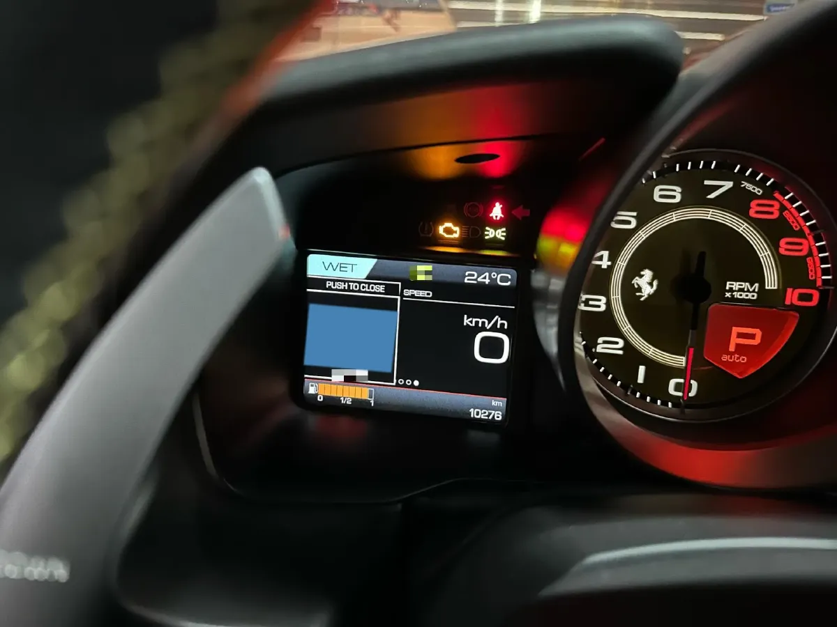 2019 Ferrari F8 3.9T 720HP V8 7DCT,autocango,china used car exporter,china ev exporter,chinese used car exporter,chinese used ev exporter