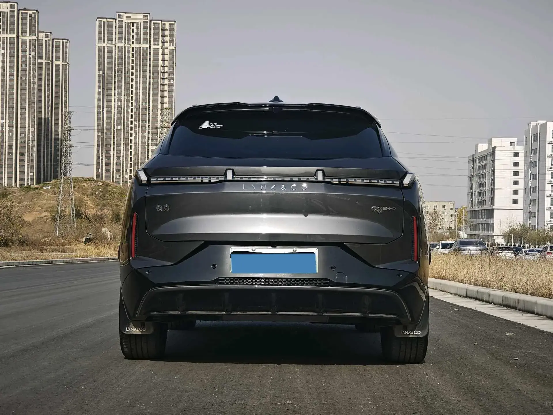 2023 LYNK&CO 08 thumbnail 3